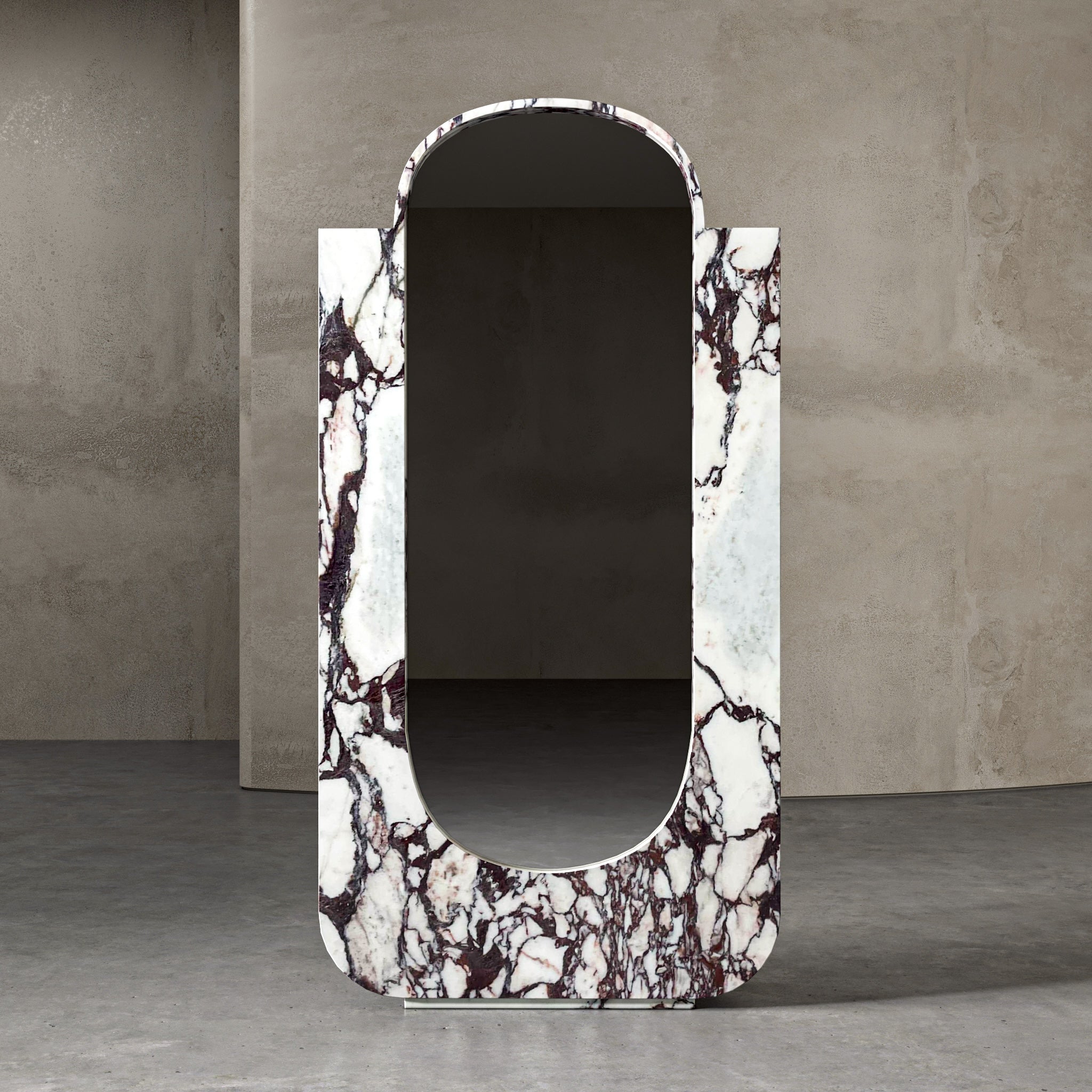 Meera Standing Mirror